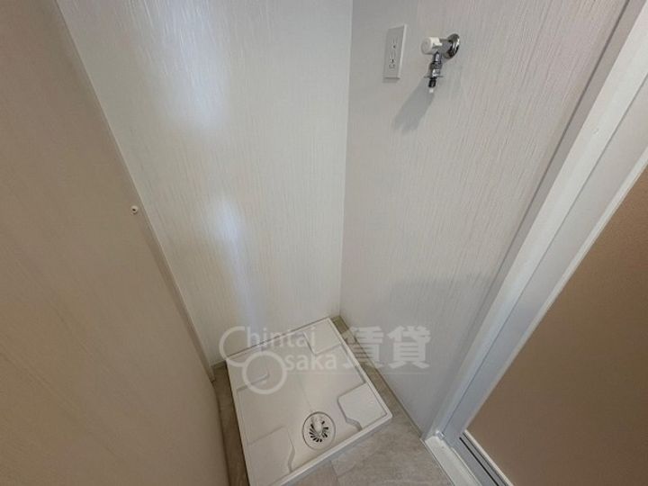 大阪府大阪市淀川区新高2丁目の賃貸マンションの内装