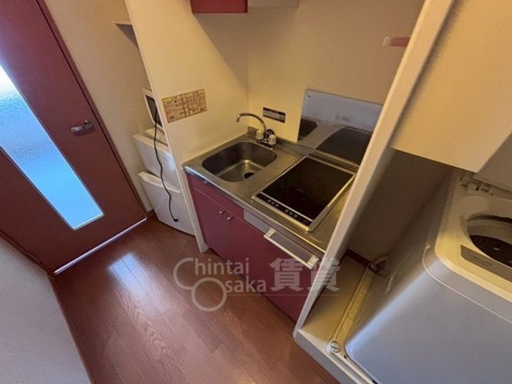 大阪府摂津市千里丘4丁目の賃貸アパートのキッチン