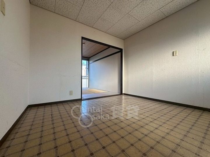 乾ハイツC棟の居間