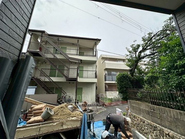 アルタイ石橋阪大前の周辺