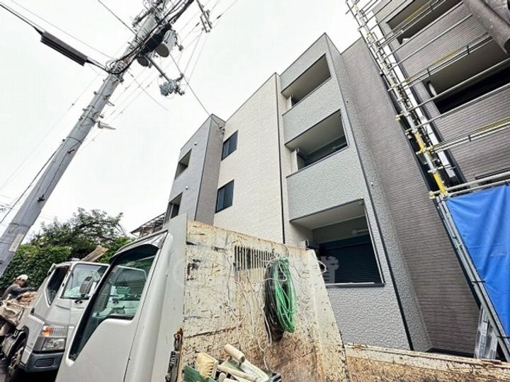 アルタイ石橋阪大前の外観