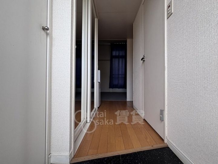 大阪府摂津市鳥飼上5丁目の賃貸マンションの内装