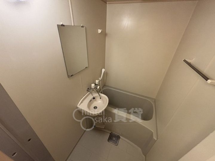 大阪府摂津市鳥飼上5丁目の賃貸マンションの風呂