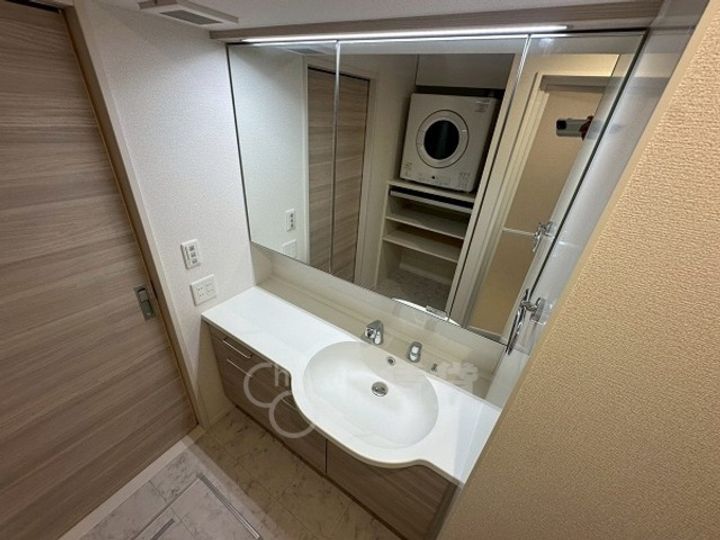 クラシスト泉町の内装