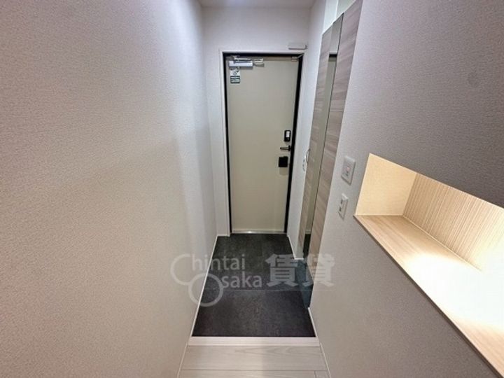 クラシスト泉町の玄関