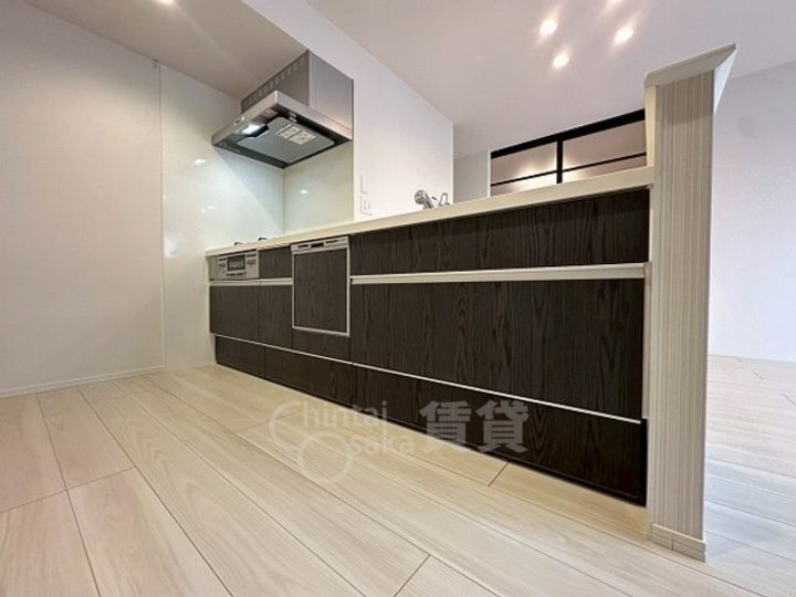 大阪府吹田市泉町4丁目の賃貸アパートのキッチン