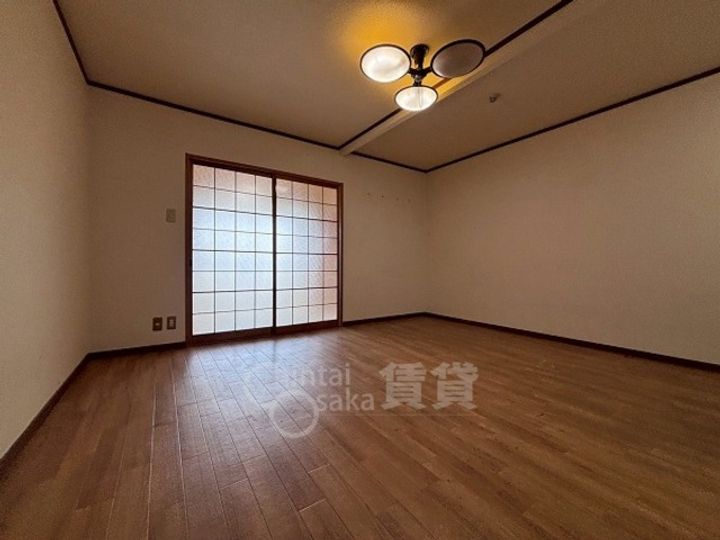 サンハイツいすゞの居間