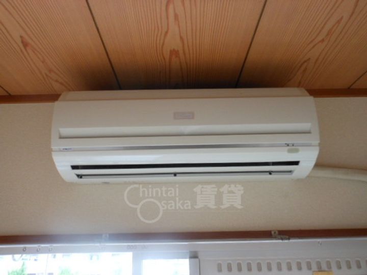 大阪府茨木市真砂1丁目の賃貸アパートの玄関