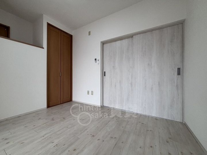 アンフィニィ橋の内4の居間