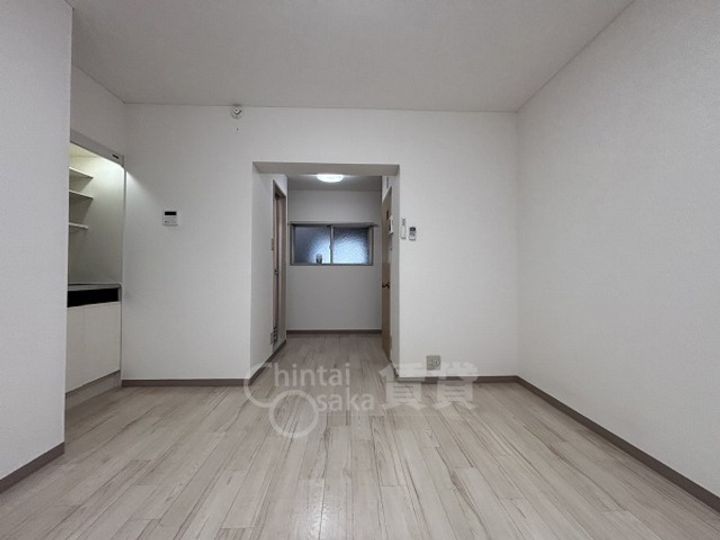 アンフィニィ橋の内2の居間