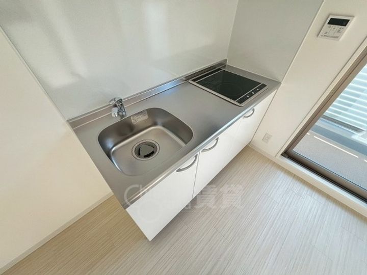 大阪府池田市石橋1丁目の賃貸マンションのキッチン