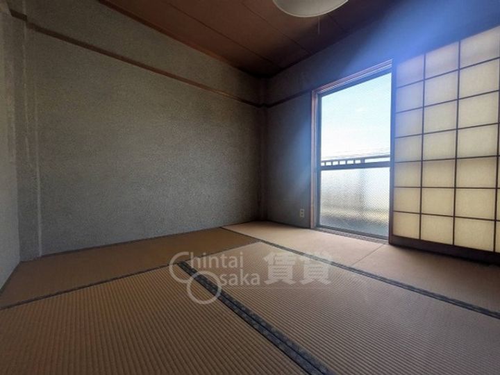 大阪府茨木市大池1丁目の賃貸マンションの内装