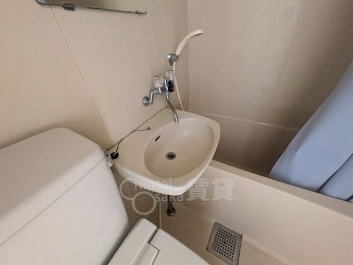 大阪府摂津市正雀本町1丁目の賃貸マンションの内装