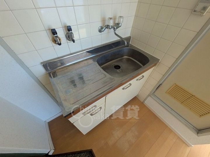 大阪府摂津市正雀本町1丁目の賃貸マンションのキッチン