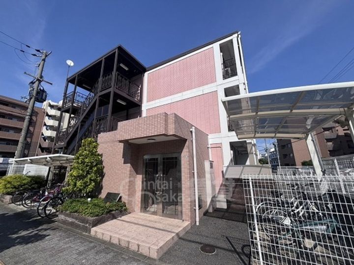 大阪府茨木市東奈良3丁目の賃貸マンションの外観