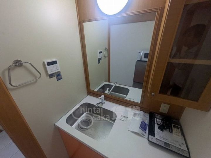 大阪府茨木市東奈良3丁目の賃貸マンションの内装