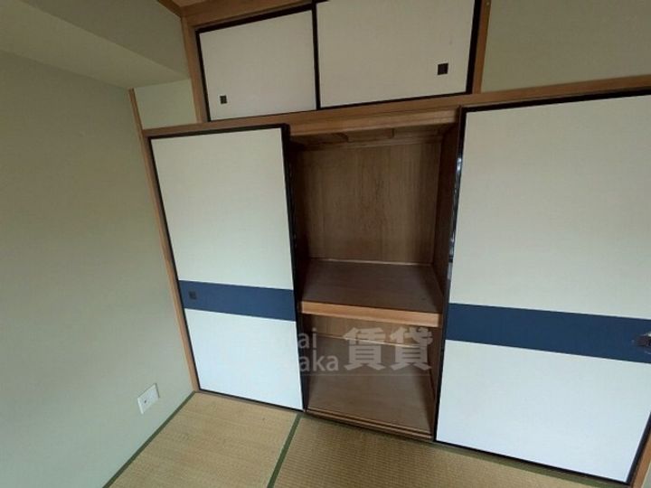 大阪府茨木市鮎川2丁目の賃貸マンションの内装