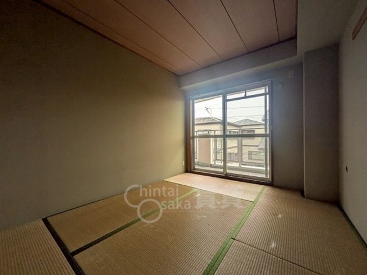 大阪府茨木市鮎川2丁目の賃貸マンションの寝室