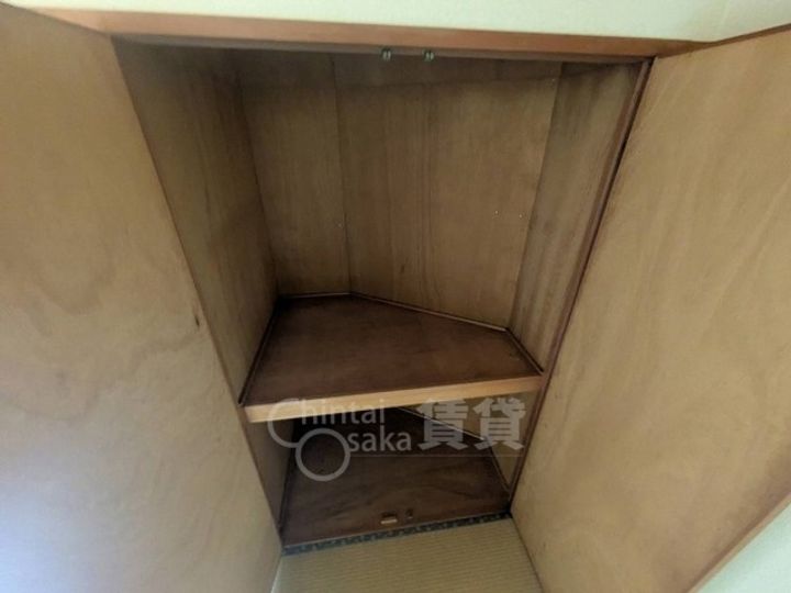 大阪府茨木市中総持寺町の賃貸アパートの内装