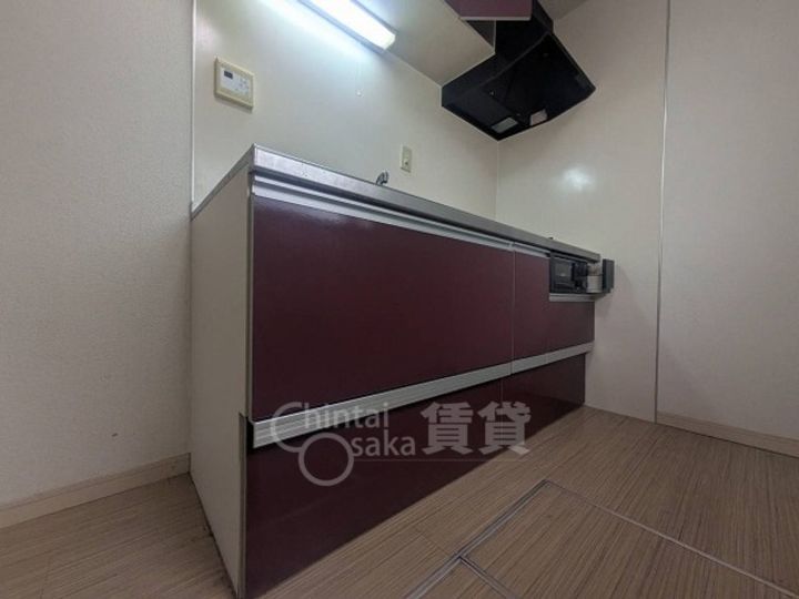 大阪府摂津市三島3丁目の賃貸マンションのキッチン