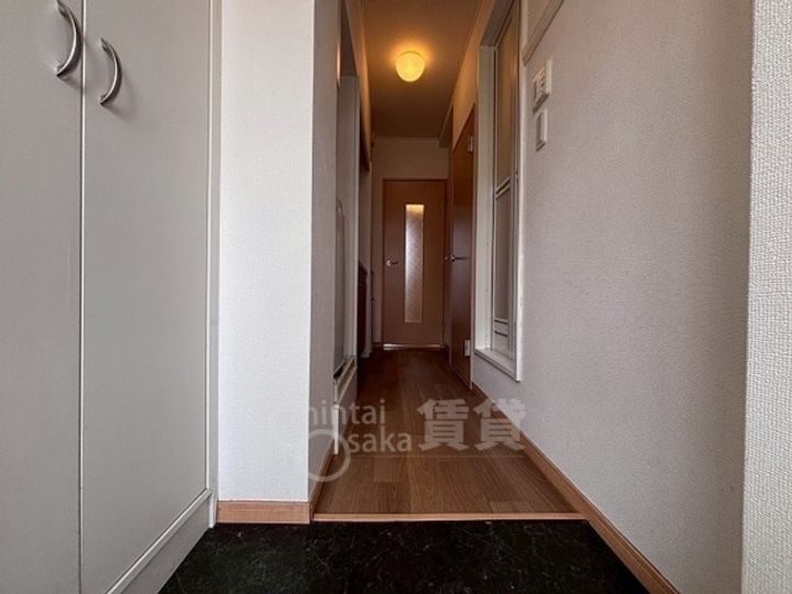 大阪府摂津市三島2丁目の賃貸マンションの内装