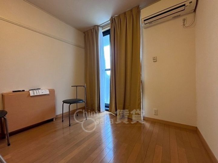 大阪府摂津市三島2丁目の賃貸マンションの居間