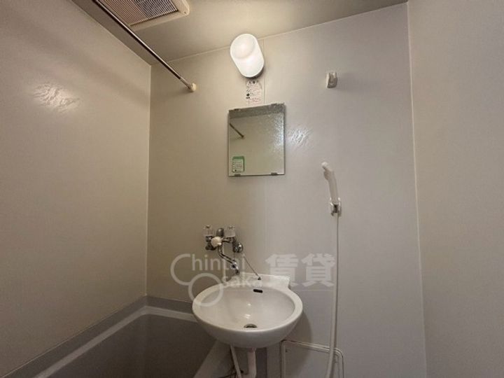 大阪府摂津市別府1丁目の賃貸マンションの内装