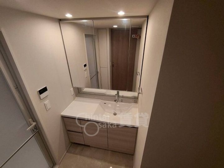大阪府箕面市船場東3丁目の賃貸マンションの内装