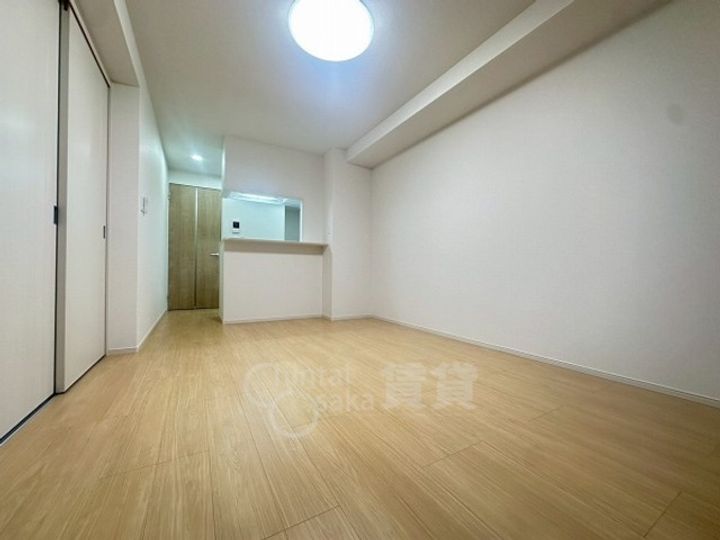 大阪府茨木市東奈良2丁目の賃貸マンションの居間