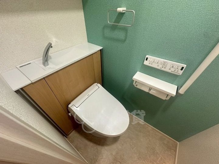 大阪府茨木市東奈良2丁目の賃貸マンションの内装