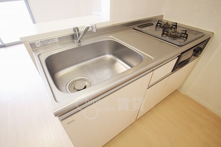 ラ・ジュネスSENRIのキッチン