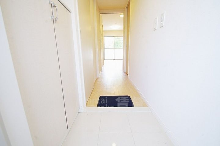 ラ・ジュネスSENRIの内装