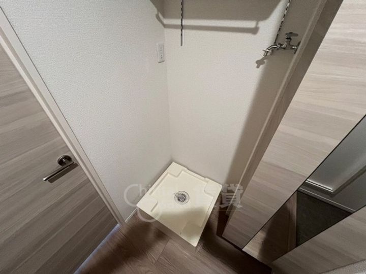 大阪府豊中市庄内西町3丁目の賃貸マンションの内装