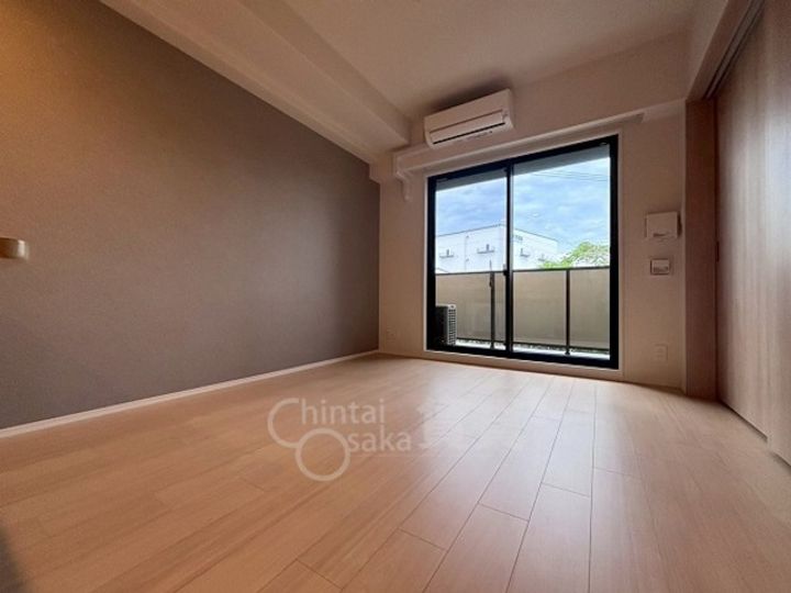 スプランディッド茨木天王の居間