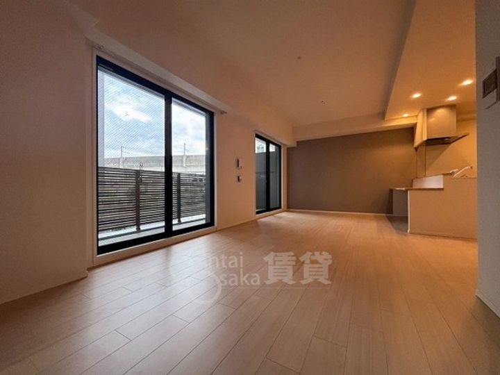 スプランディッド茨木天王の居間