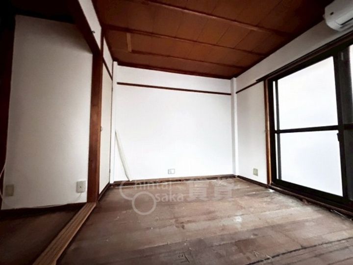 大阪府豊中市曽根西町3丁目の賃貸マンションの居間