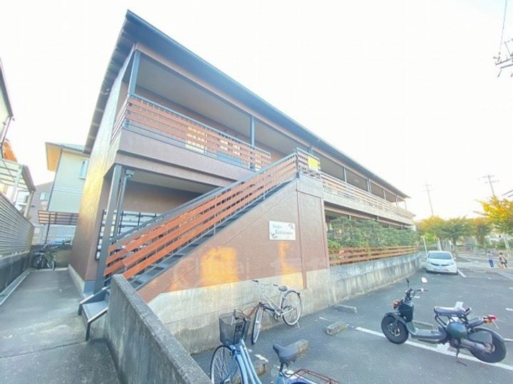 ハイツ岸本の外観