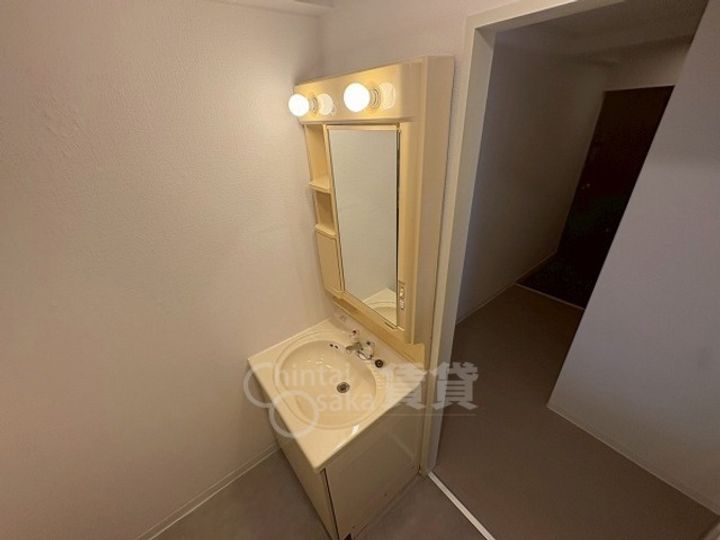 大阪府大阪市東淀川区豊新2丁目の賃貸マンションの内装