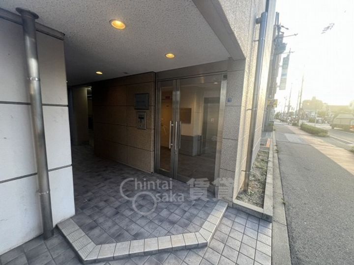 大阪府大阪市西淀川区大和田1丁目の賃貸マンションの玄関