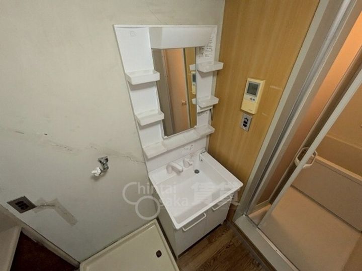 大阪府茨木市西駅前町の賃貸マンションの内装