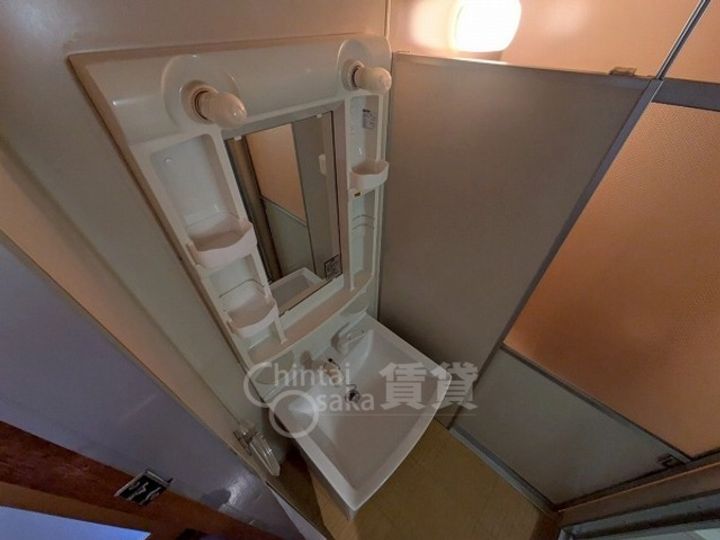 大阪府茨木市真砂1丁目の賃貸マンションの内装