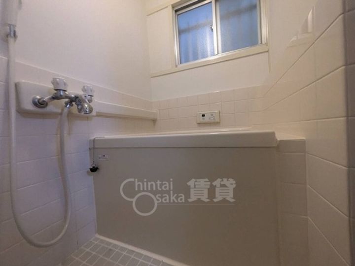 大阪府茨木市沢良宜西2丁目の賃貸アパートの風呂