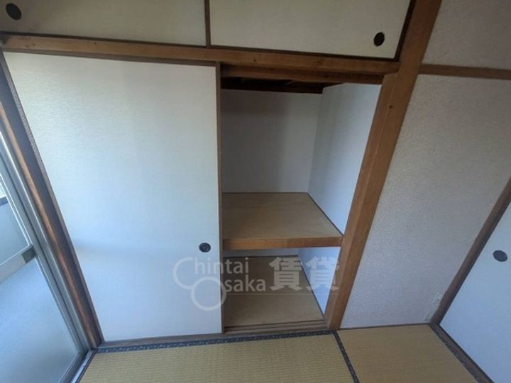 大阪府茨木市沢良宜西2丁目の賃貸アパートの内装