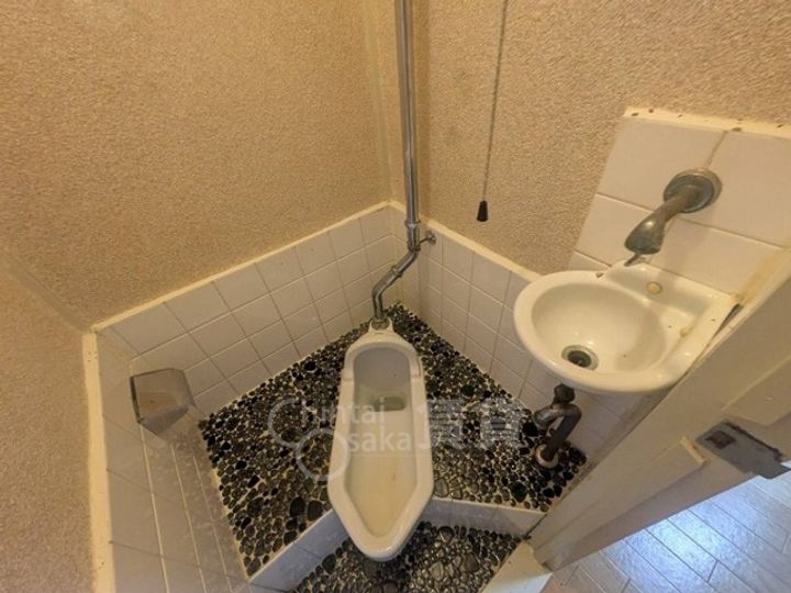 大阪府茨木市沢良宜西2丁目の賃貸アパートの内装