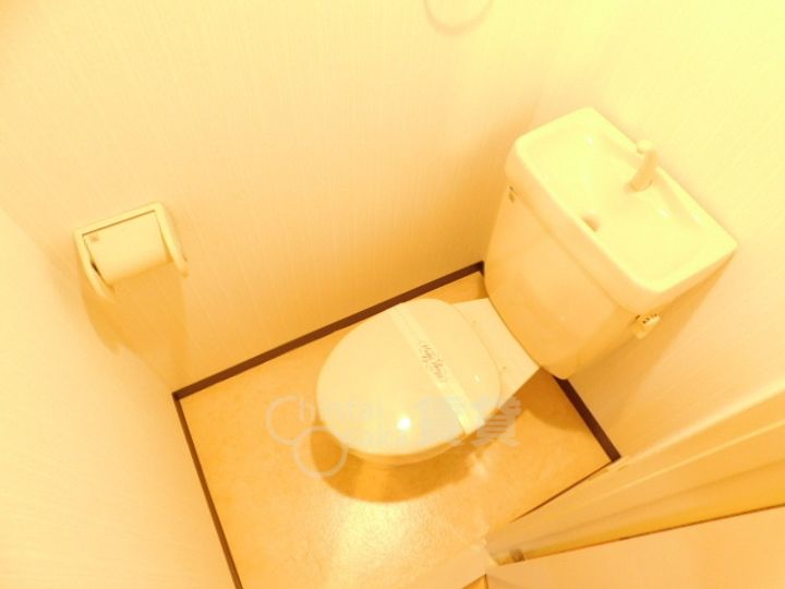 箕面コウメイハイツの内装
