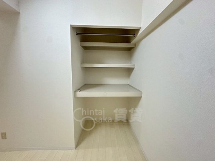 大阪府大阪市淀川区西中島6丁目の賃貸マンションの内装