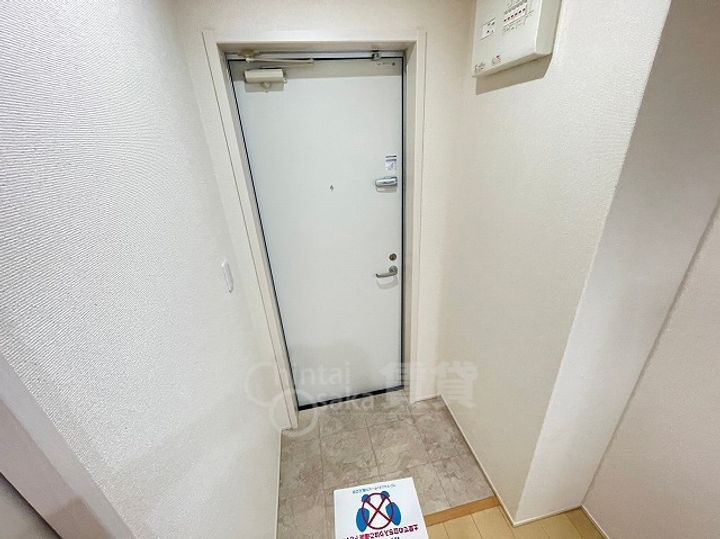 フジパレス内本町3番館の玄関