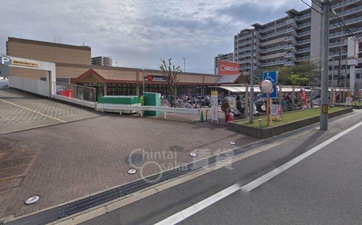 ラウロ相川の周辺