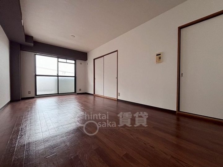 ルノン茨木の居間