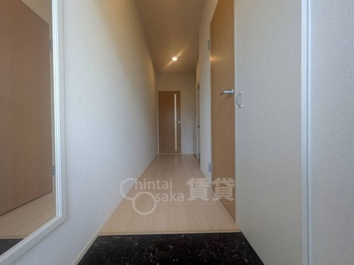 クレイノ桜の玄関